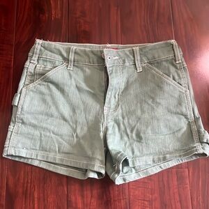 Girls sticky size 12 green shorts